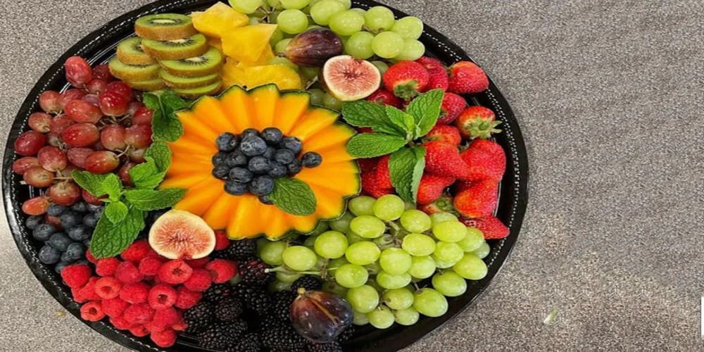 میوه هایی که پک پذیرایی تولد شما را جذاب تر میکنه